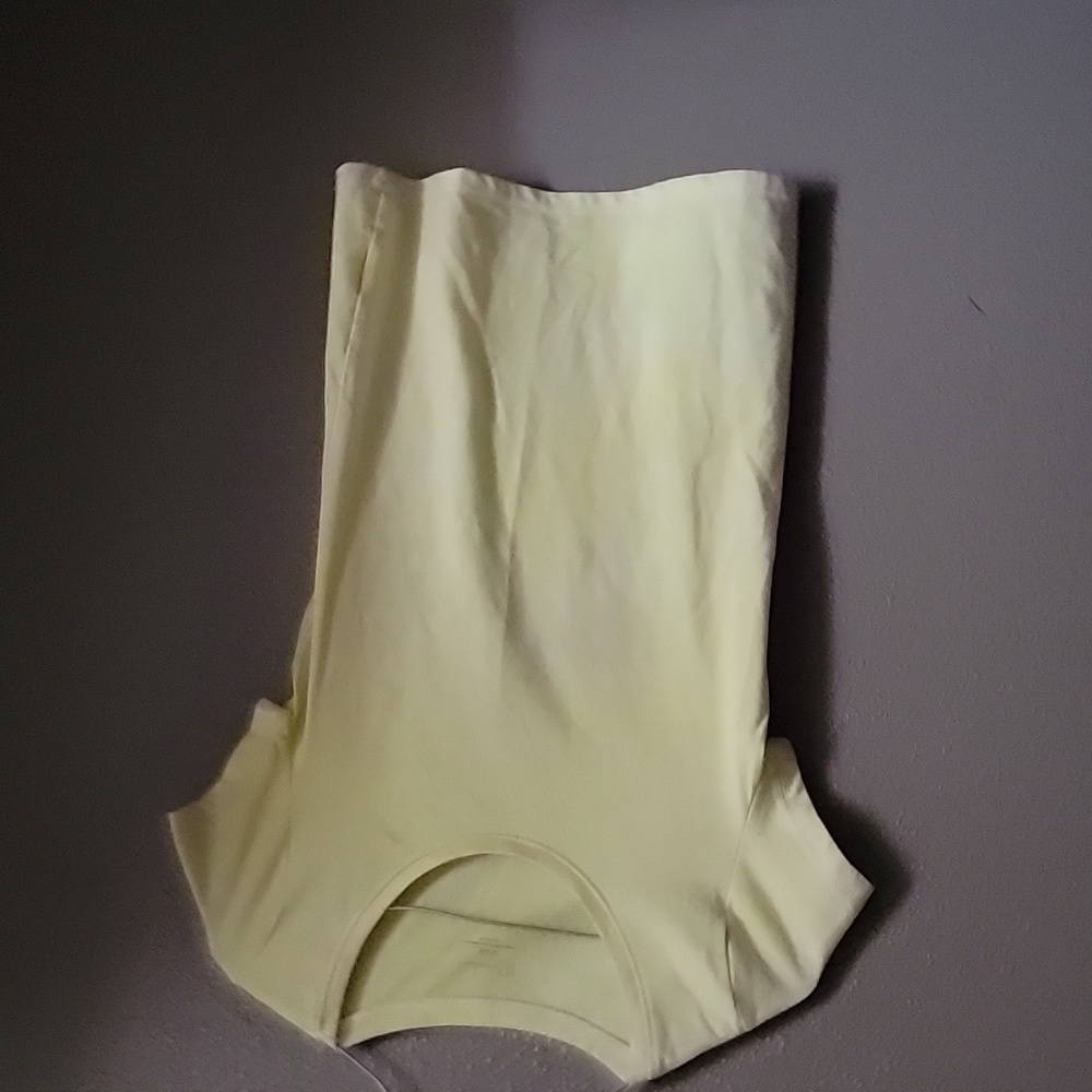 T-shirt - Picture 2 of 2